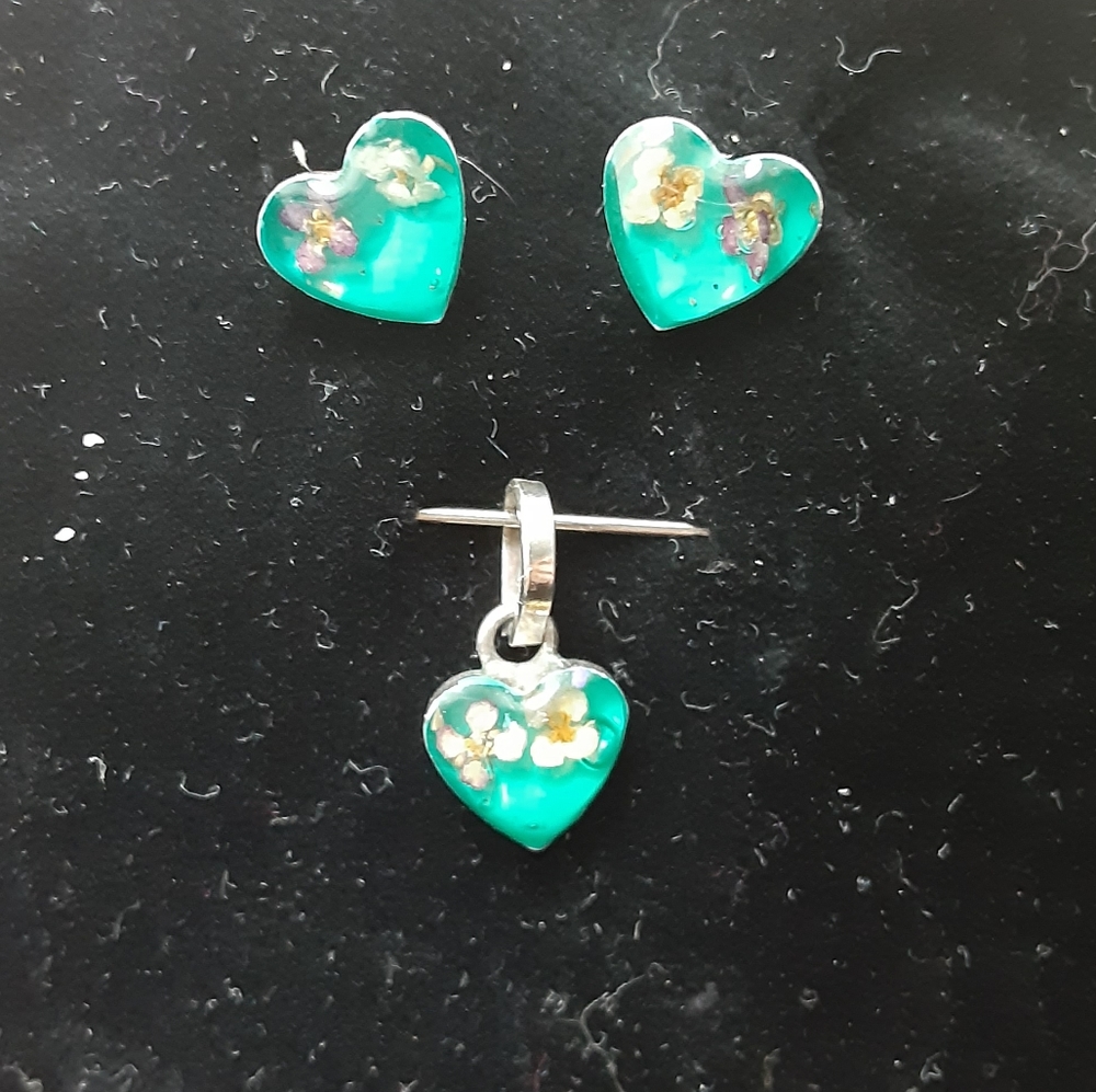 925 heart shaped necklace charm and earrings set